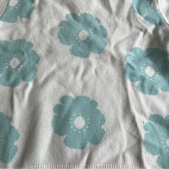 Short sleeve flower sweater - Picture 2 of 4